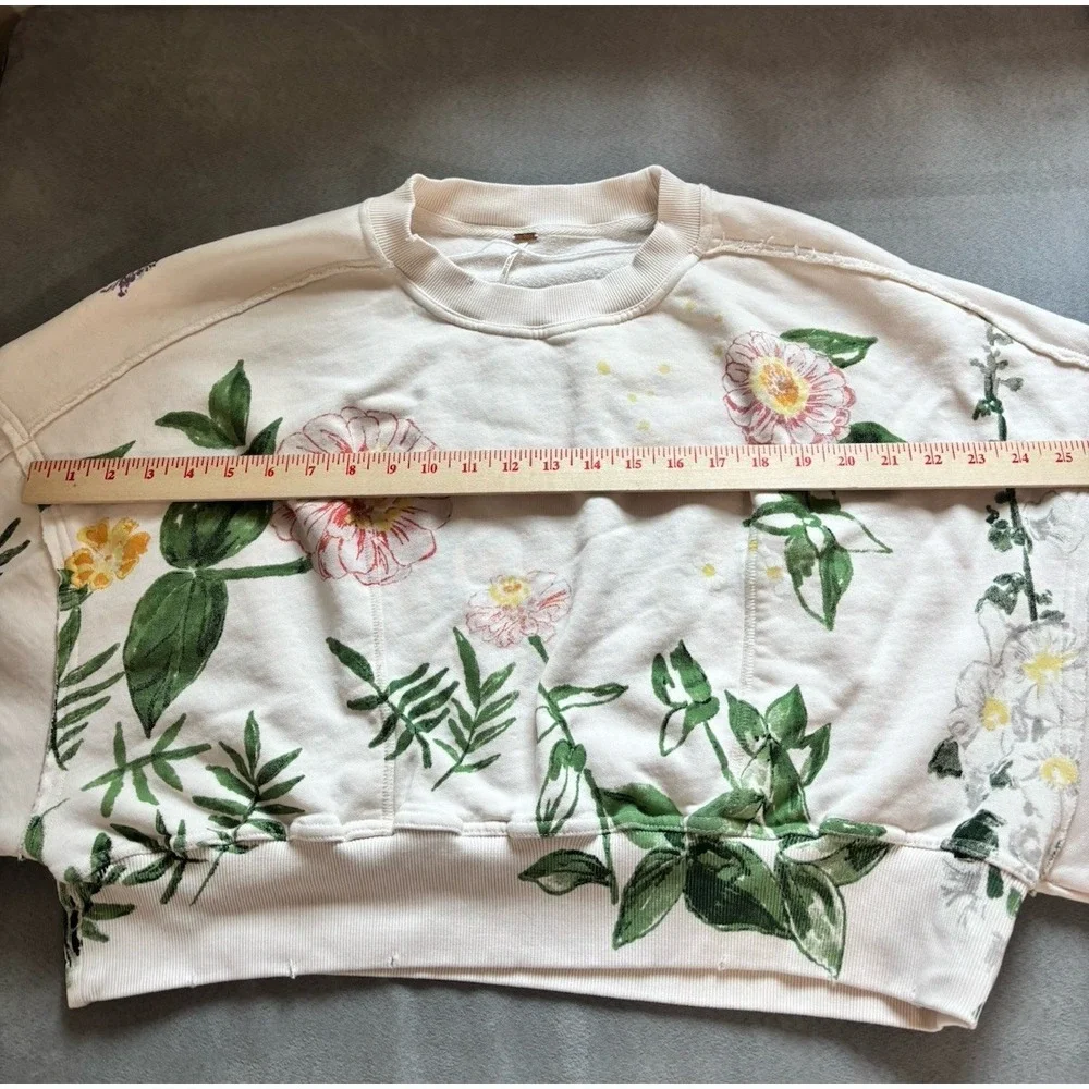 FREE PEOPLE Gaia Floral Sweatshirt XS Oversized Garden Boho Forest Fairy